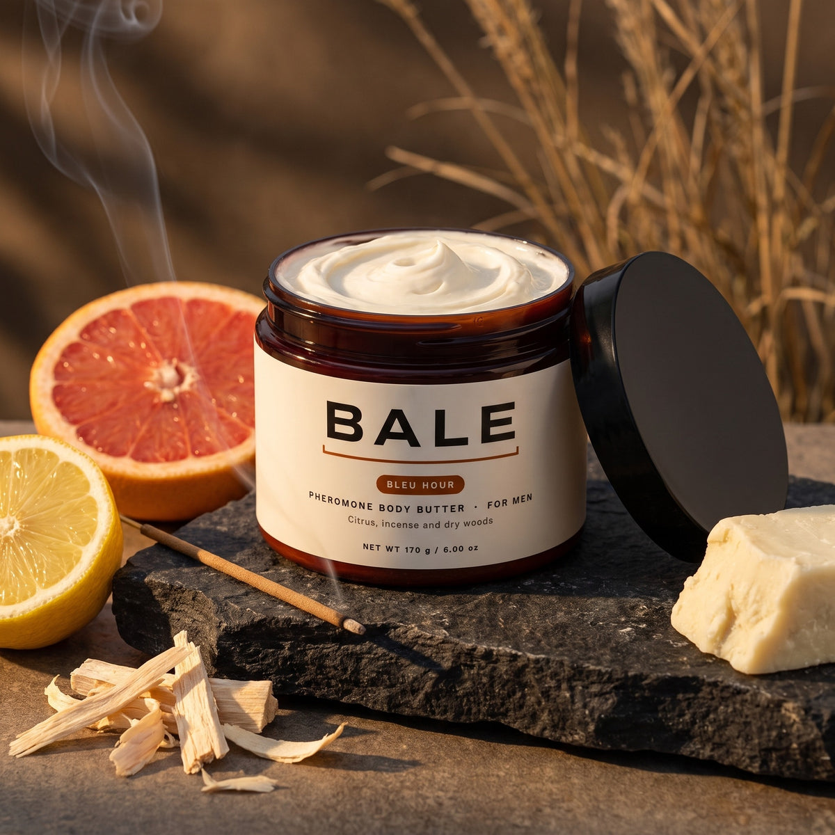 Bleu Hour jar with its notes: citrus, incense and woods